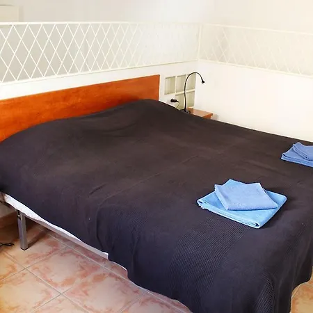 Nerjaluna Apartman *