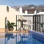 Nerjaluna * Nerja