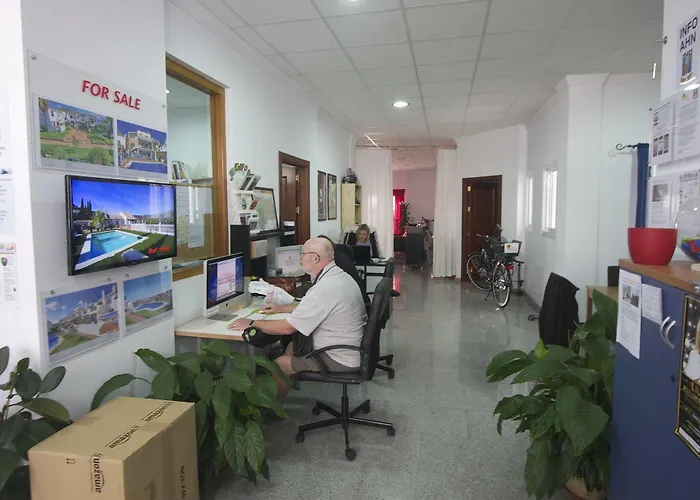 Nerjaluna Apartamento *